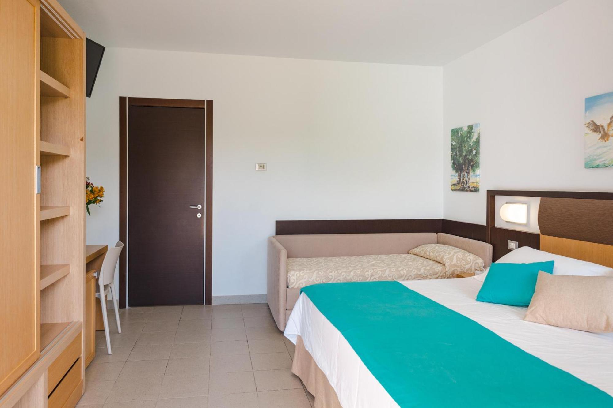 Riva Marina Resort - Cdshotels カロヴィーニョ エクステリア 写真