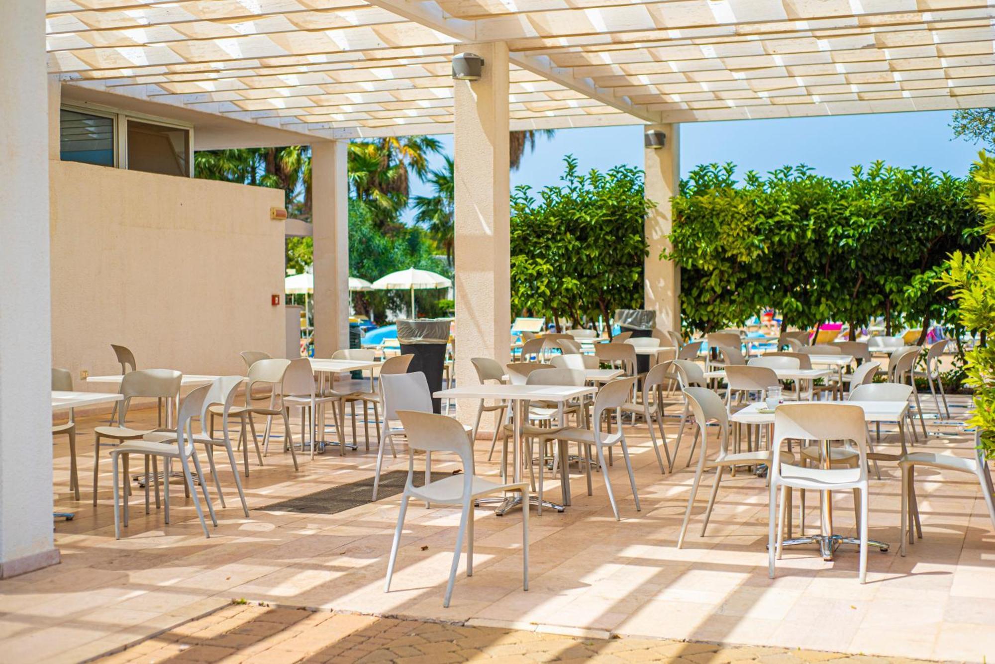 Riva Marina Resort - Cdshotels カロヴィーニョ エクステリア 写真