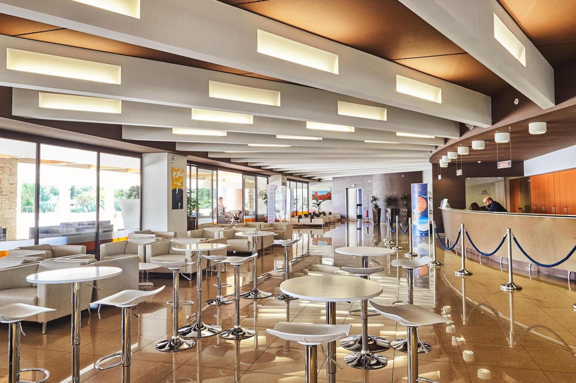 Riva Marina Resort - Cdshotels カロヴィーニョ エクステリア 写真